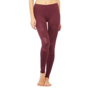 Alo High-Waist Moto Legging Maroon Size Large